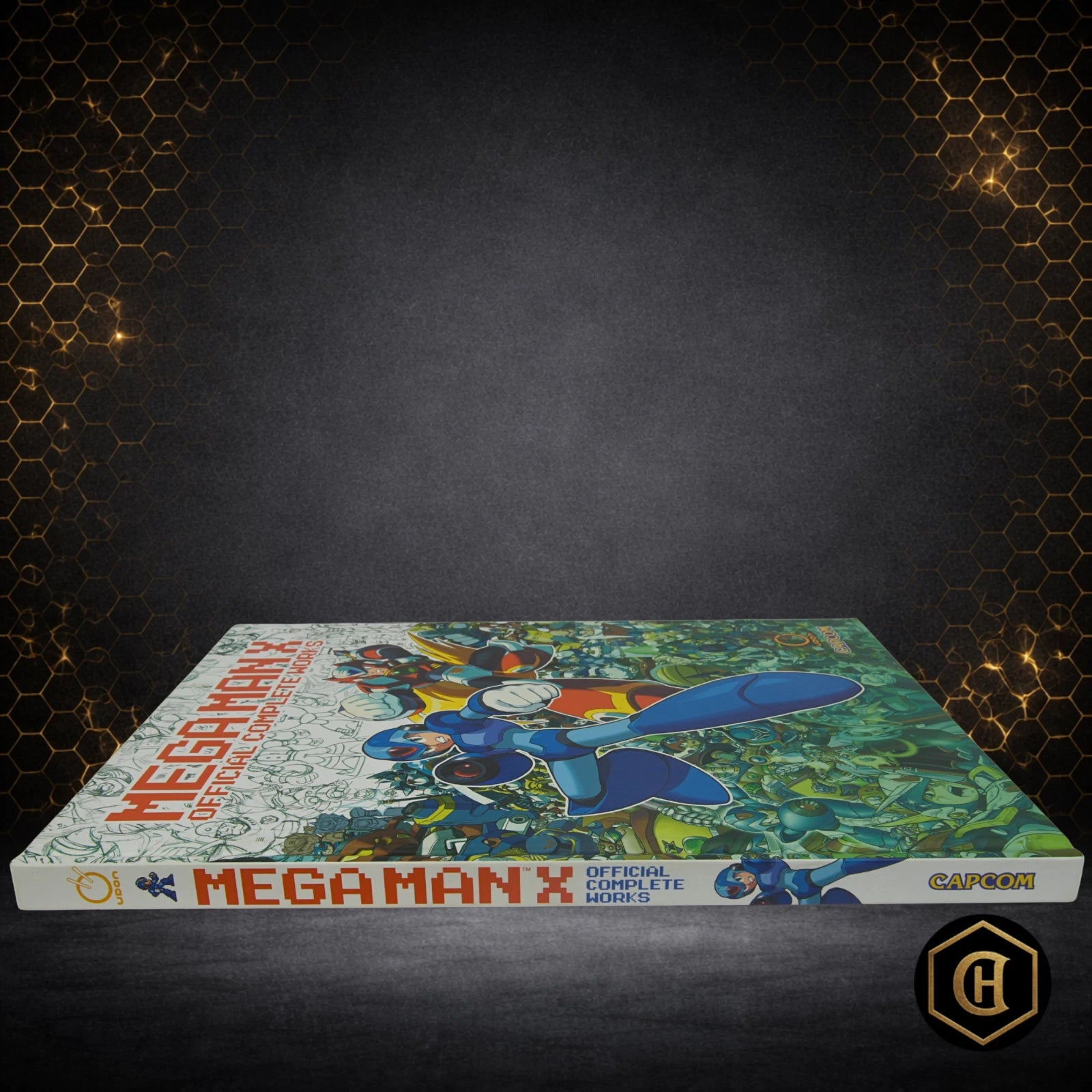 MEGA MAN X OFFICIAL COMPLETE WORKS UDON ENTERTAINMENT CAPCOM HARDCOVER ART BOOK - Picture 3 of 3